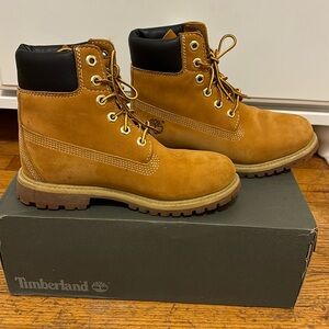 Timberland’s Water Proof Boot, Women 6 1/2